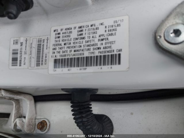 19UUB1F57JA000806 Acura Tlx Tech Pkg