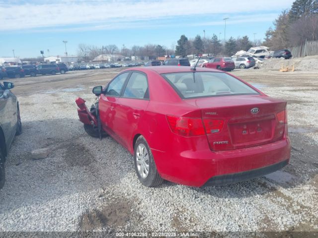 2013 KIA FORTE KNAFU4A29D5681237 Photo 2