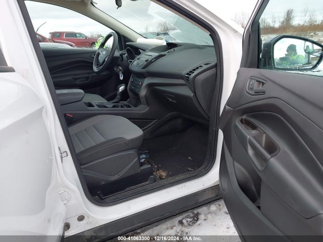 Ford ESCAPE S 2017 1FMCU0F76HUD02589 Image 5