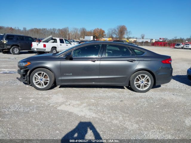 3FA6P0UU3JR122376 Ford Fusion Hybrid S