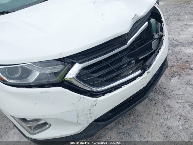 2GNAXHEV5J6331093 Chevrolet EQUINOX LS