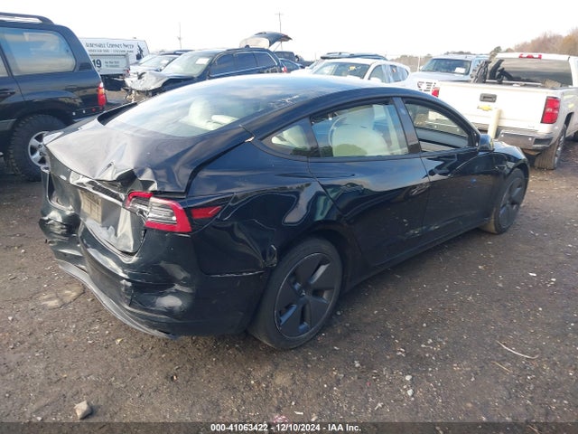 2023 TESLA MODEL 3 5YJ3E1EA4PF554885 Photo 3