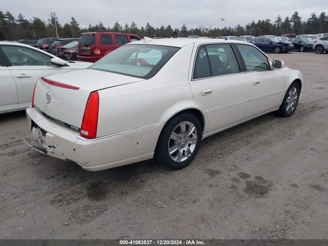 2010 CADILLAC DTS 1G6KP5E92AU108142 Photo 3