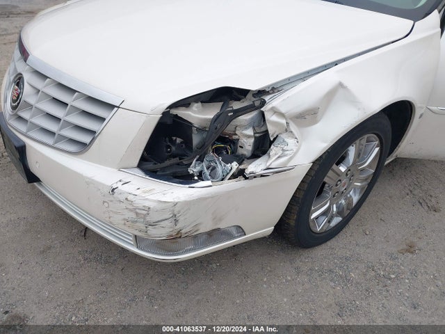 2010 CADILLAC DTS 1G6KP5E92AU108142 Photo 5
