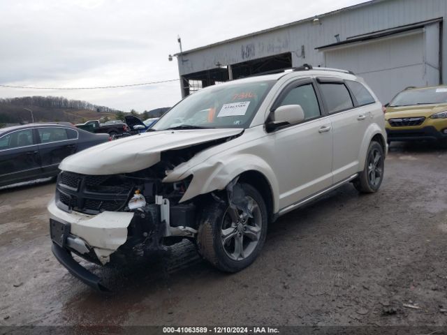 3C4PDCGG2FT737316 Dodge Journey Crossroad