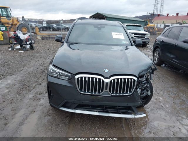 WBX57DP03RN275881 BMW X3 Xdrive30i