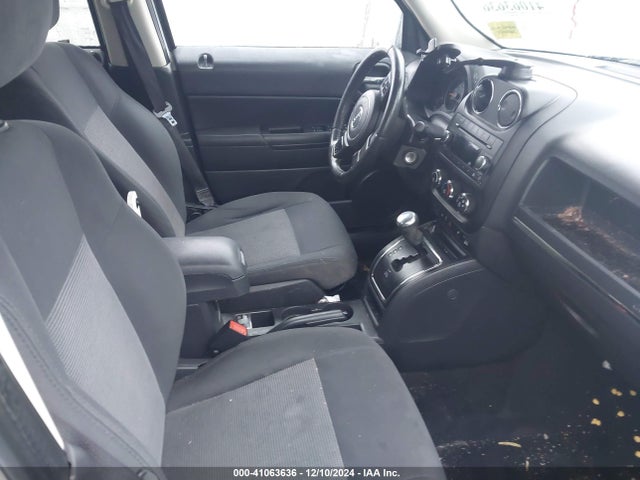 Продажа на аукционе авто 2015 Jeep Patriot Latitude, vin: 1C4NJRFB2FD385854, номер лота: 41063636