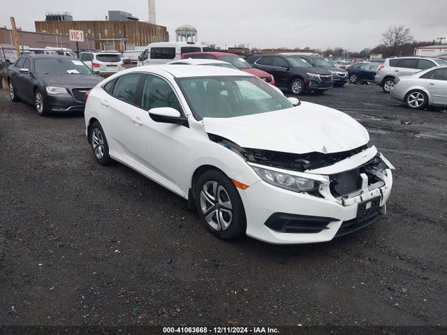 Honda Civic Lx 2018 19XFC2F57JE203766 Image 1