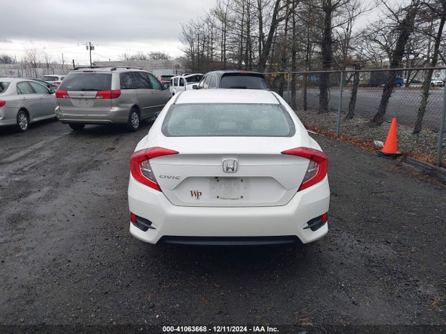 Honda Civic Lx 2018 19XFC2F57JE203766 Image 16