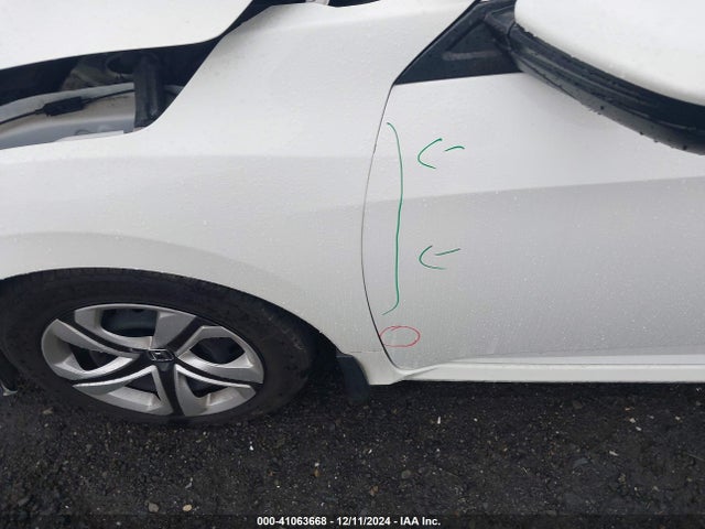 Honda Civic Lx 2018 19XFC2F57JE203766 Image 19