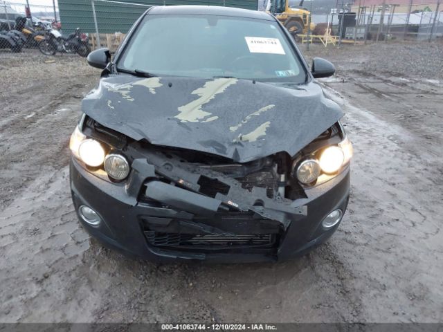 1G1JE6SB6F4108656 Chevrolet Sonic Ltz Auto