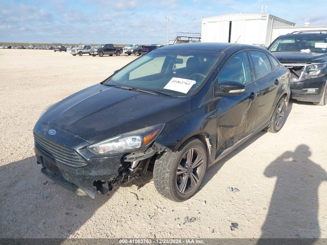 Ford FOCUS SE 2017 1FADP3FE9HL343360 Image 2