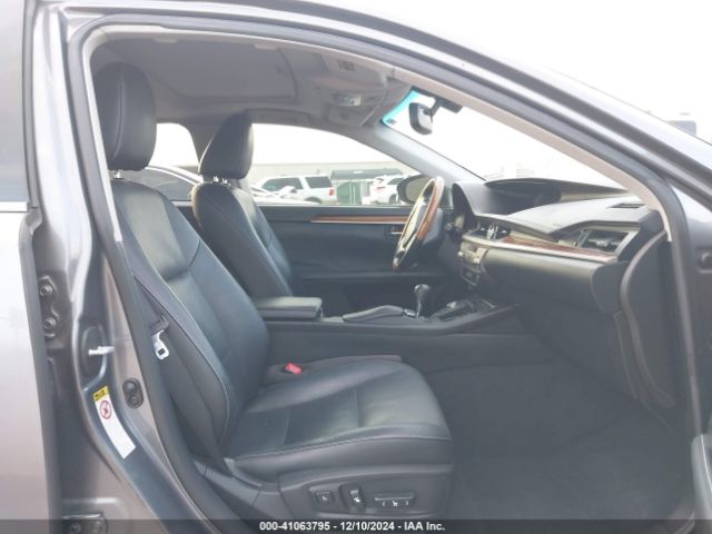 JTHBW1GGXF2081214 Lexus ES 300H