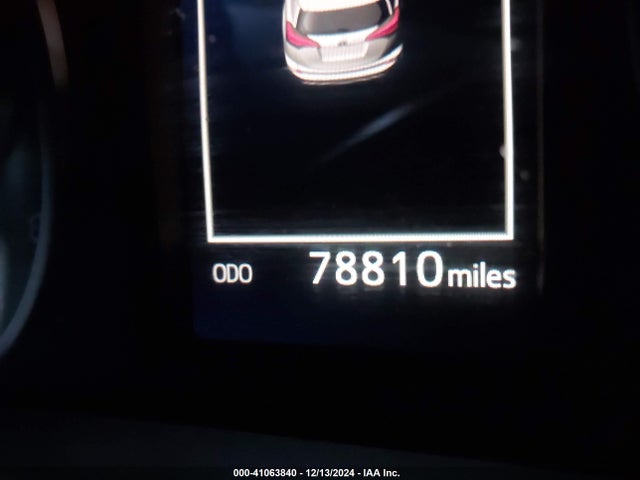 Toyota RAV4 LE 2018 2T3ZFREV5JW459620 Image 15