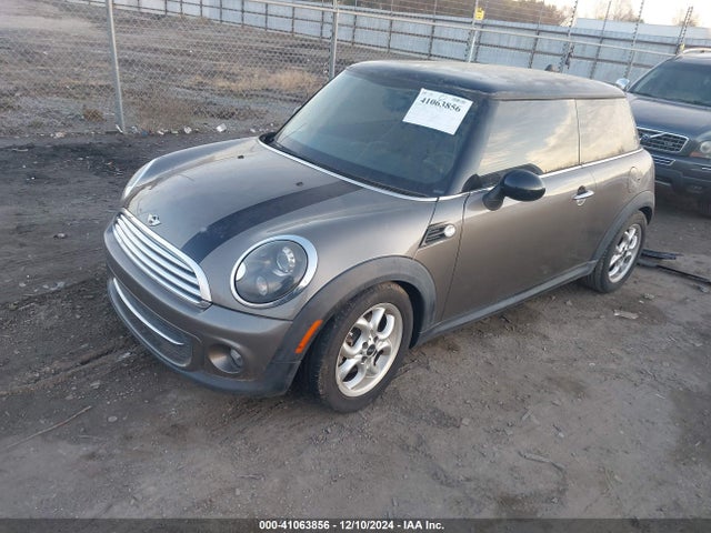 2013 MINI HARDTOP WMWSU3C55DT683837 Photo 1
