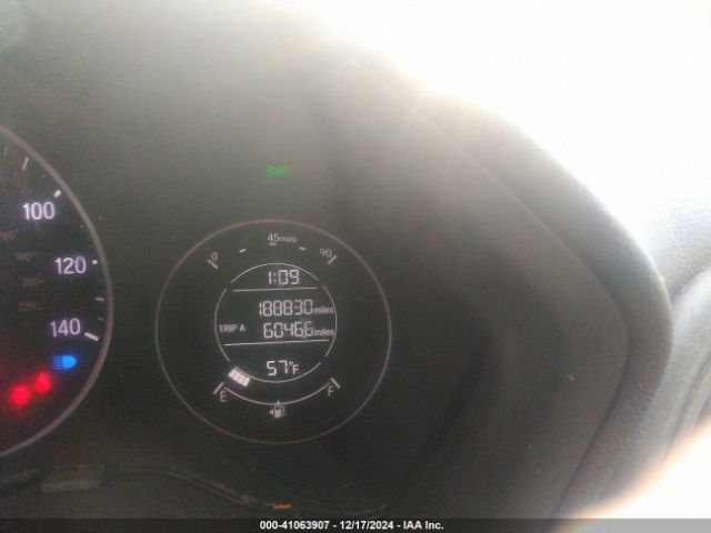 3CZRU5H39JG700226 Honda HR-V LX
