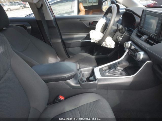 2T3H1RFV4LC067841 Toyota RAV4 LE