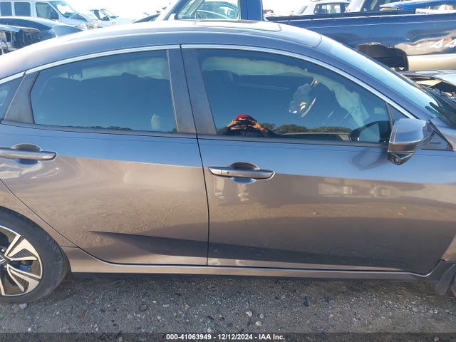 Honda Civic Ex-t 2017 19XFC1F38HE014126 Image 12