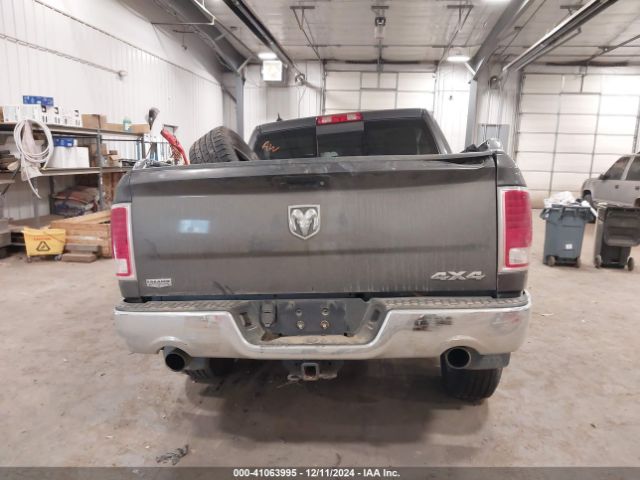 1C6RR7NT7HS697280 RAM 1500 Laramie  4x4 5'7 Box