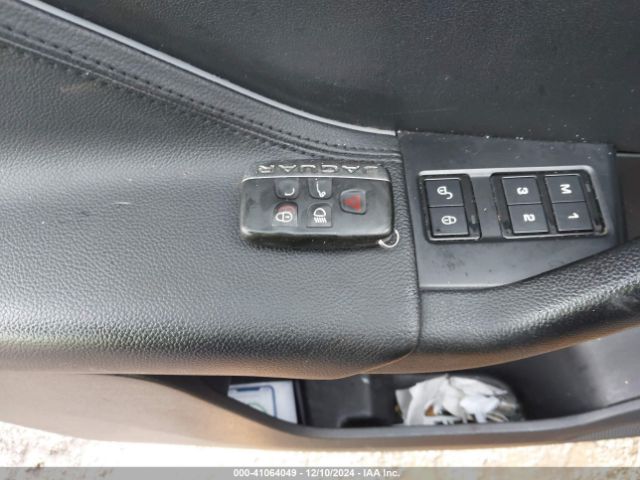 2018 JAGUAR F-PACE SADCJ2FX9JA270886 Photo 10