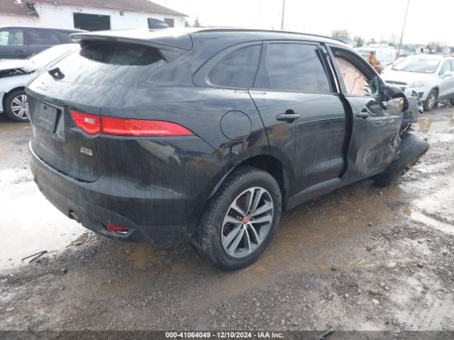 2018 JAGUAR F-PACE SADCJ2FX9JA270886 Photo 3