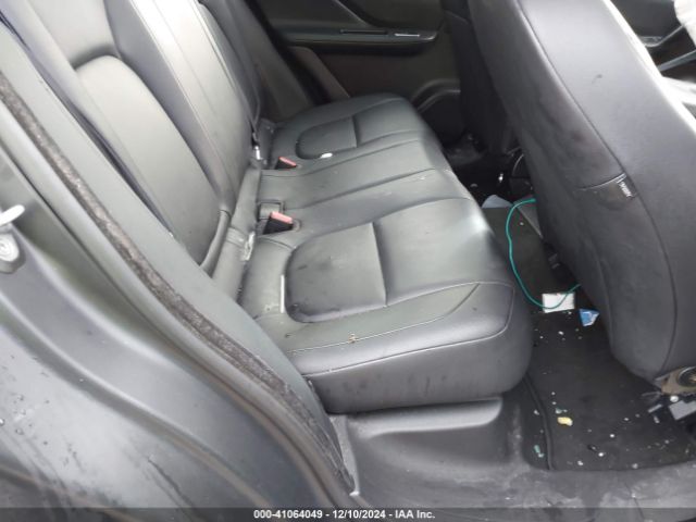 2018 JAGUAR F-PACE SADCJ2FX9JA270886 Photo 7