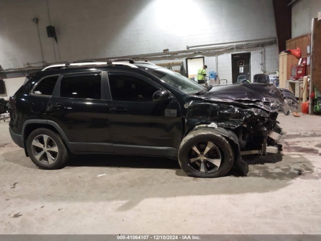 1C4PJMDN1KD251730 Jeep Cherokee Limited 4x4