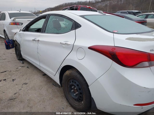 Hyundai ELANTRA SE 2016 5NPDH4AE6GH757106 Image 16