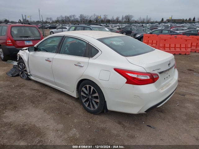 Nissan Altima 2.5 Sv 2017 1N4AL3AP3HC214831 Image 3