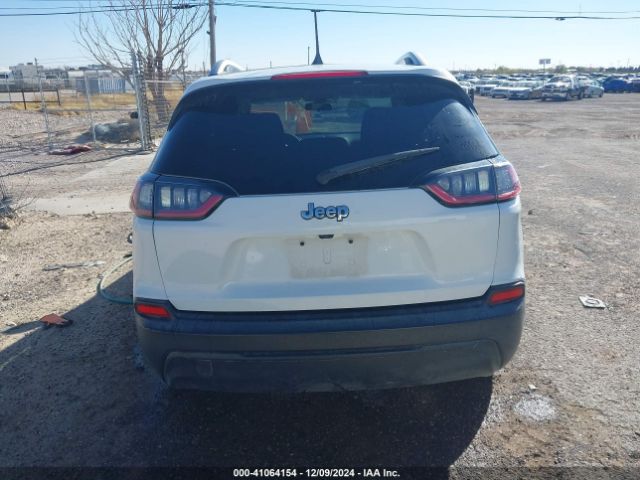 1C4PJLCB0KD131452 Jeep Cherokee Latitude