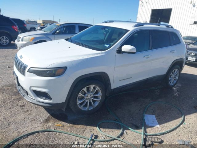 1C4PJLCB0KD131452 Jeep Cherokee Latitude