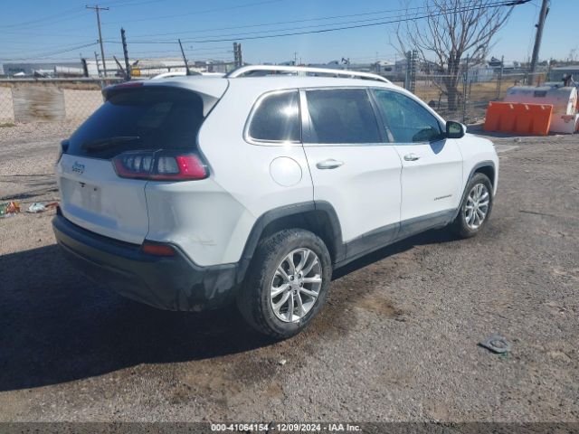 1C4PJLCB0KD131452 Jeep Cherokee Latitude
