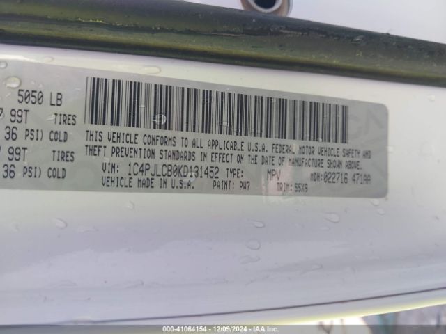 1C4PJLCB0KD131452 Jeep Cherokee Latitude