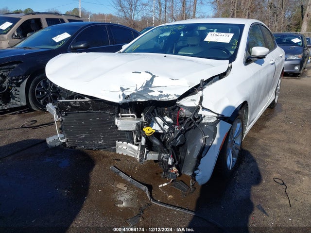 Chrysler 200 Limited 2015 1C3CCCAB1FN641745 Image 6