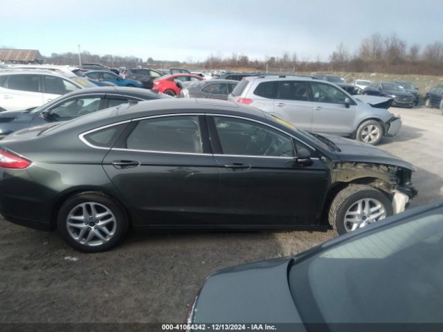 3FA6P0HD1FR122197 Ford FUSION SE