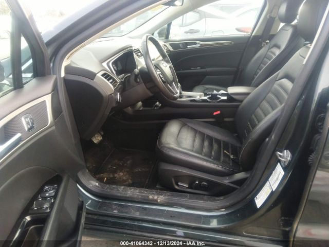 3FA6P0HD1FR122197 Ford FUSION SE