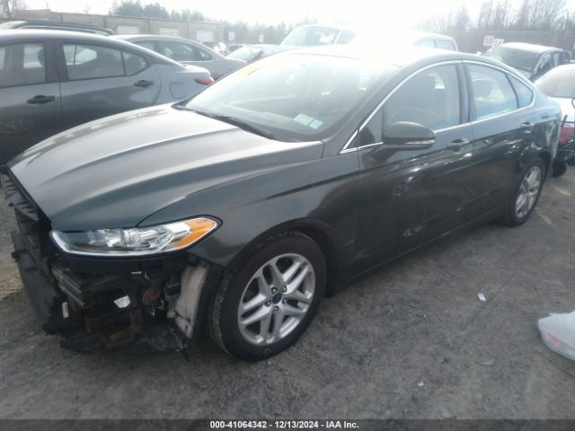 3FA6P0HD1FR122197 Ford FUSION SE