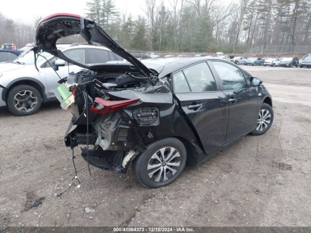 JTDKAMFP5M3174944 Toyota Prius Prime Le