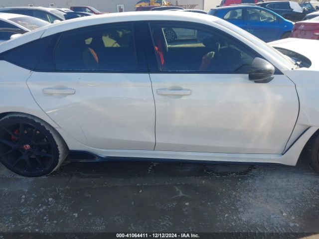 JHMFL5G48PX001422 Honda Civic Type R Touring