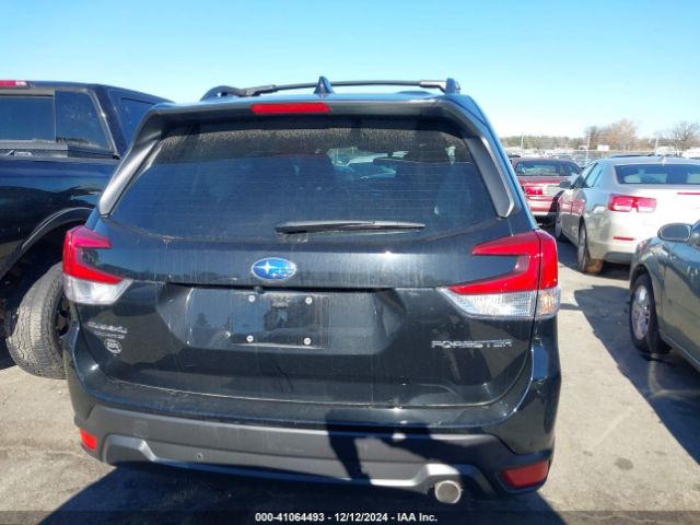 JF2SKAPC4PH428305 Subaru Forester Limited
