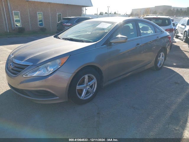 Hyundai SONATA GLS 2014 5NPEB4AC9EH901748 Image 2