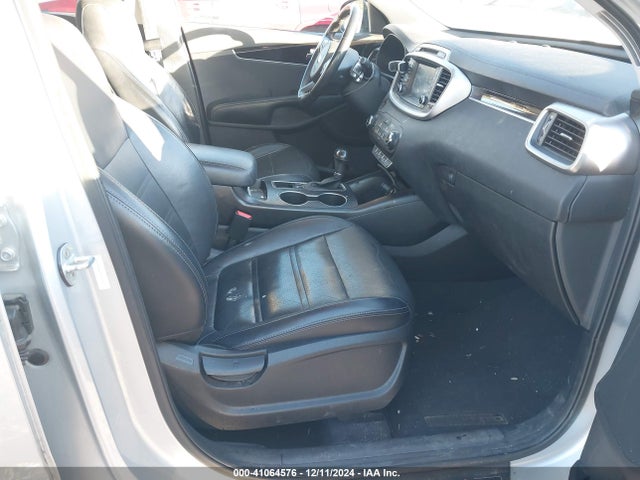 5XYPG4A37HG279057 KIA Sorento 2.4l Lx