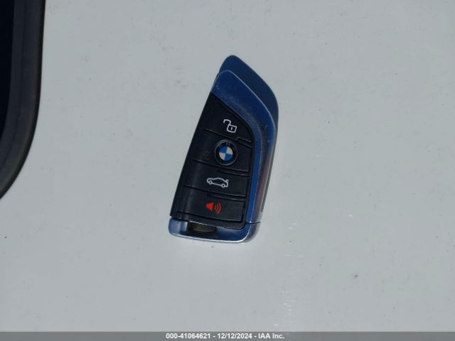 3MW5R1J08L8B21902 BMW 330I