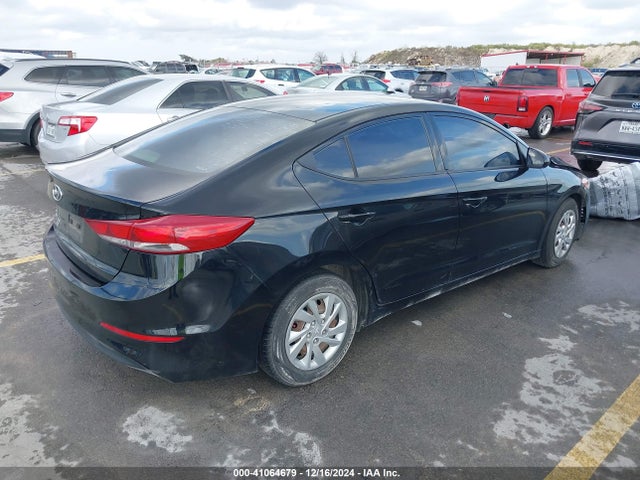 Hyundai ELANTRA SE 2018 5NPD74LF3JH261535 Image 4