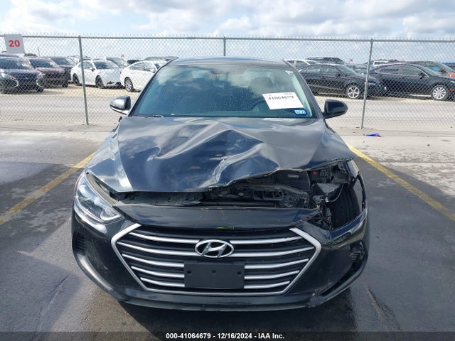 Hyundai ELANTRA SE 2018 5NPD74LF3JH261535 Image 6