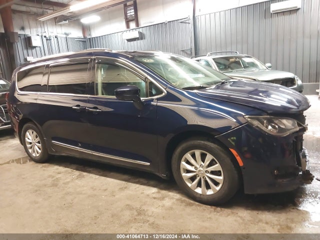 Chrysler Pacifica Touring L 2018 2C4RC1BG2JR217894 Image 14