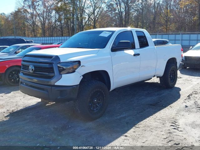 5TFUM5F10GX068836 Toyota Tundra Sr 4.6l V8