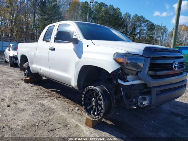 5TFUM5F10GX068836 Toyota Tundra Sr 4.6l V8