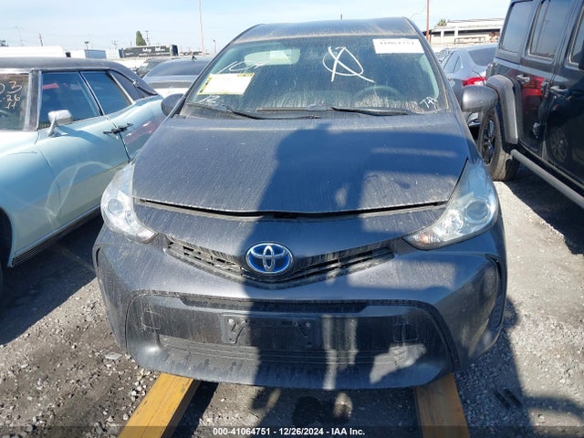Toyota Prius V Two 2015 JTDZN3EU2FJ023207 Image 12