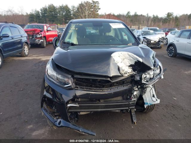 KL7CJNSB1LB076032 Chevrolet Trax Awd Ls